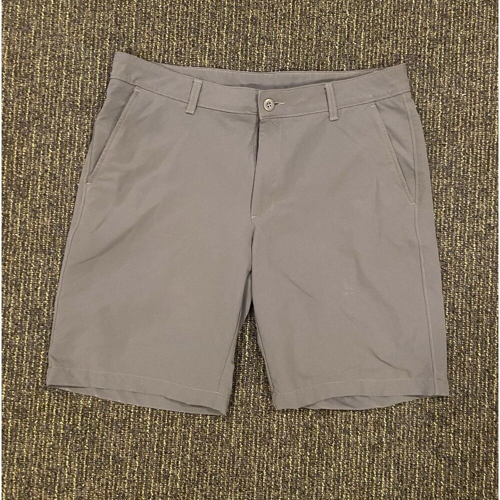 Under Armour - UA Tech Gray Golf Shorts - Men Size 38 - STYLE 1350071